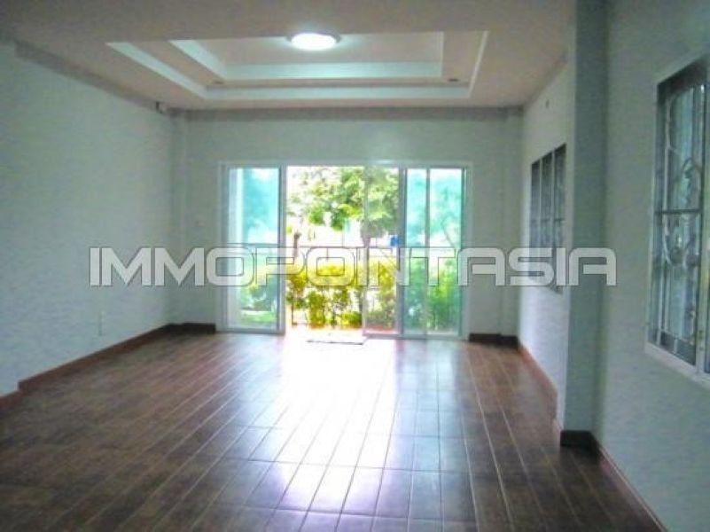 <? echo $keyword ; ?>