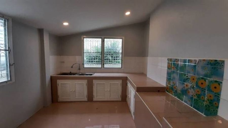 <? echo $keyword ; ?>