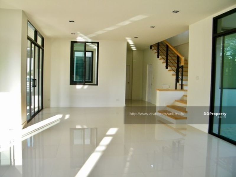 <? echo $keyword ; ?>