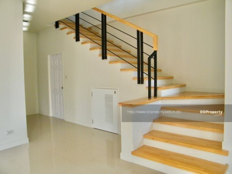 <? echo $keyword ; ?>