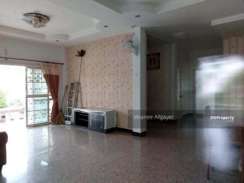 <? echo $keyword ; ?>