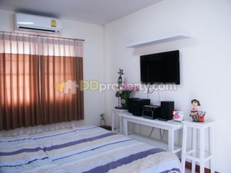 <? echo $keyword ; ?>