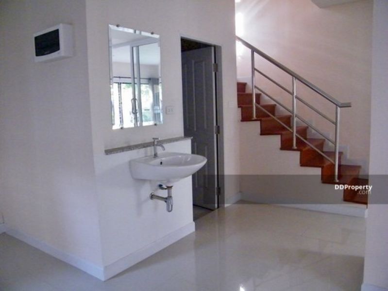 <? echo $keyword ; ?>