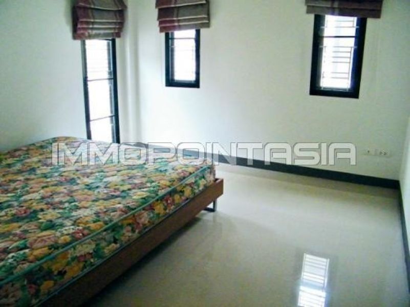 <? echo $keyword ; ?>