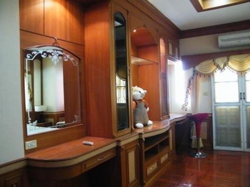 <? echo $keyword ; ?>