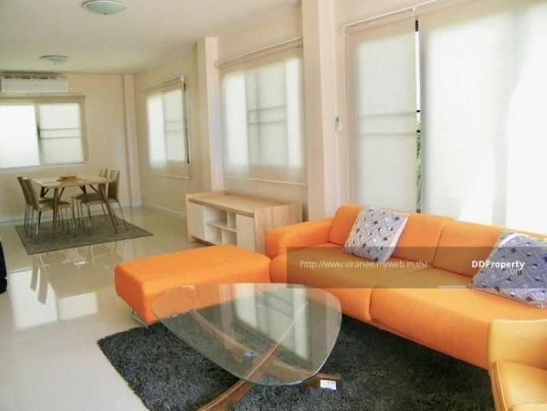 <? echo $keyword ; ?>