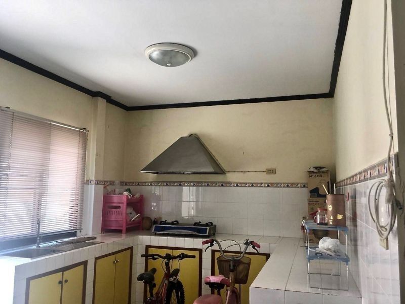 <? echo $keyword ; ?>