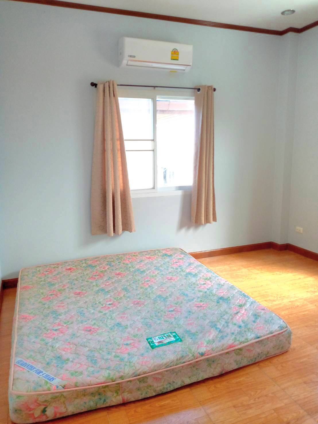 <? echo $keyword ; ?>