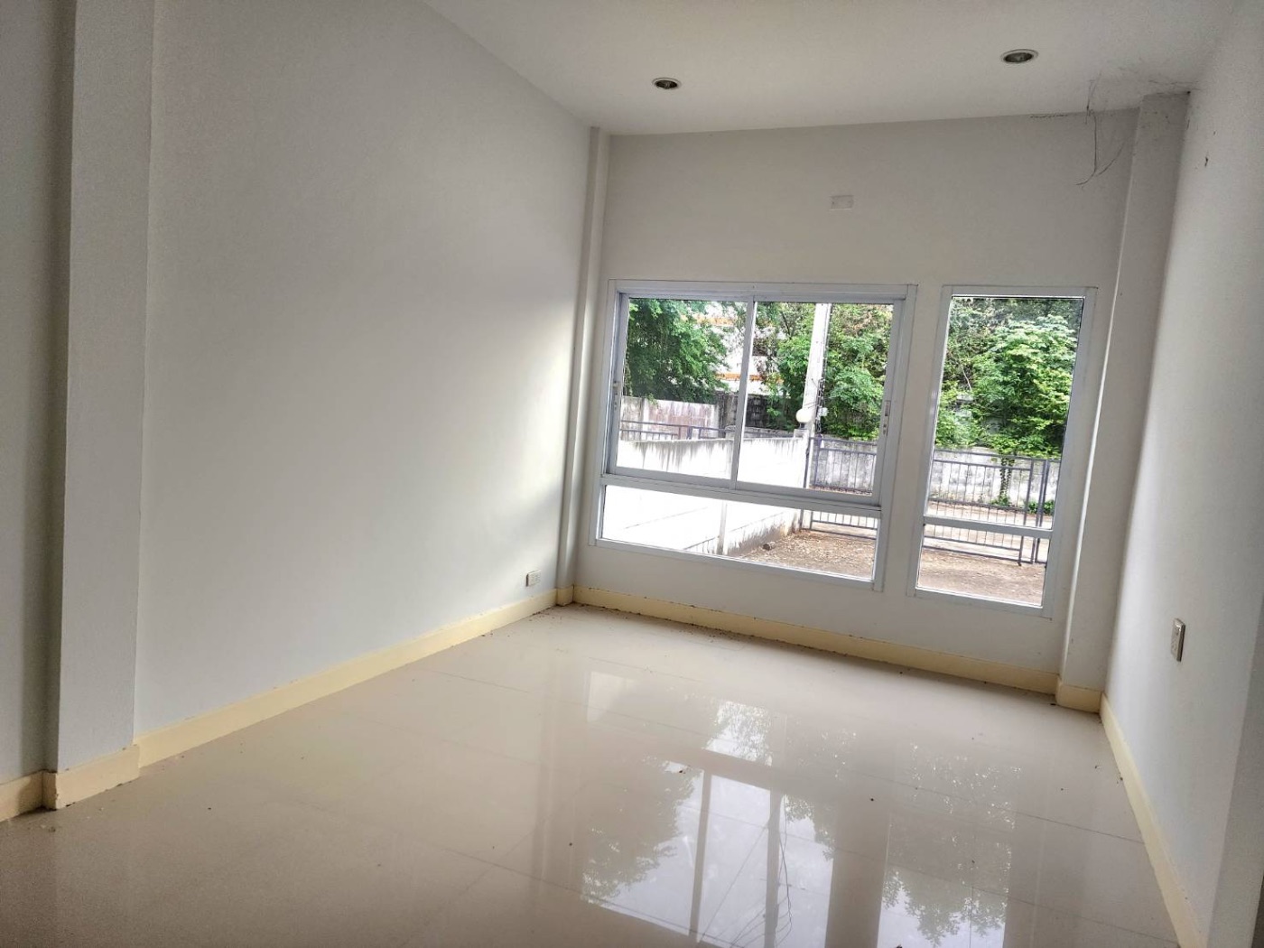 <? echo $keyword ; ?>