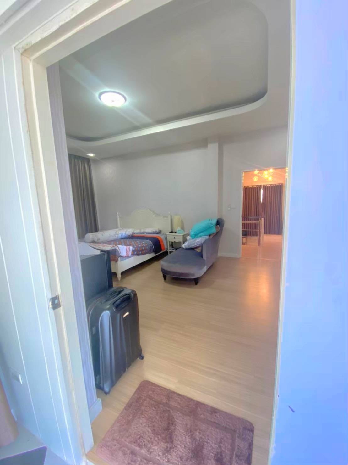 <? echo $keyword ; ?>