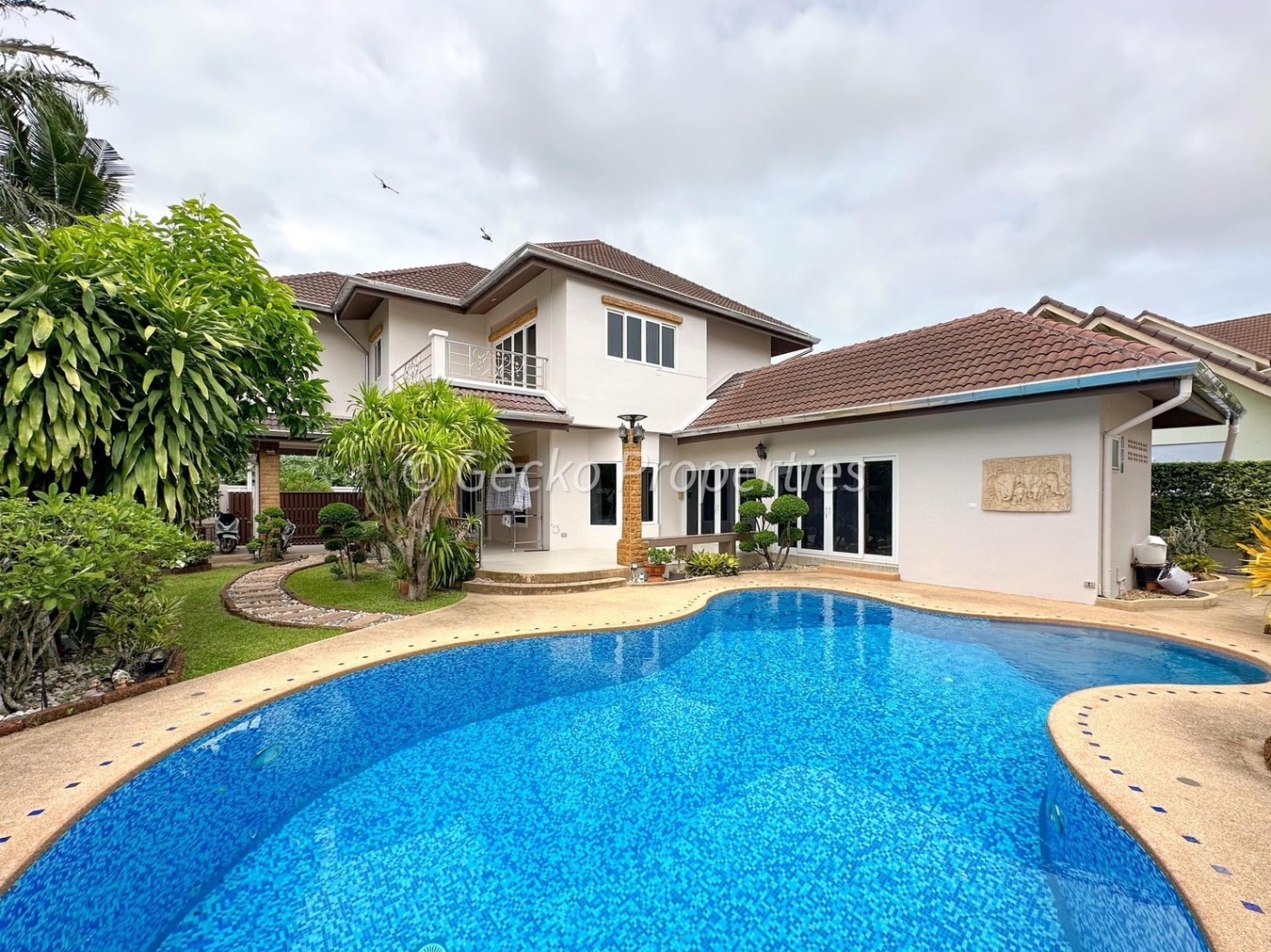 <? echo $keyword ; ?>